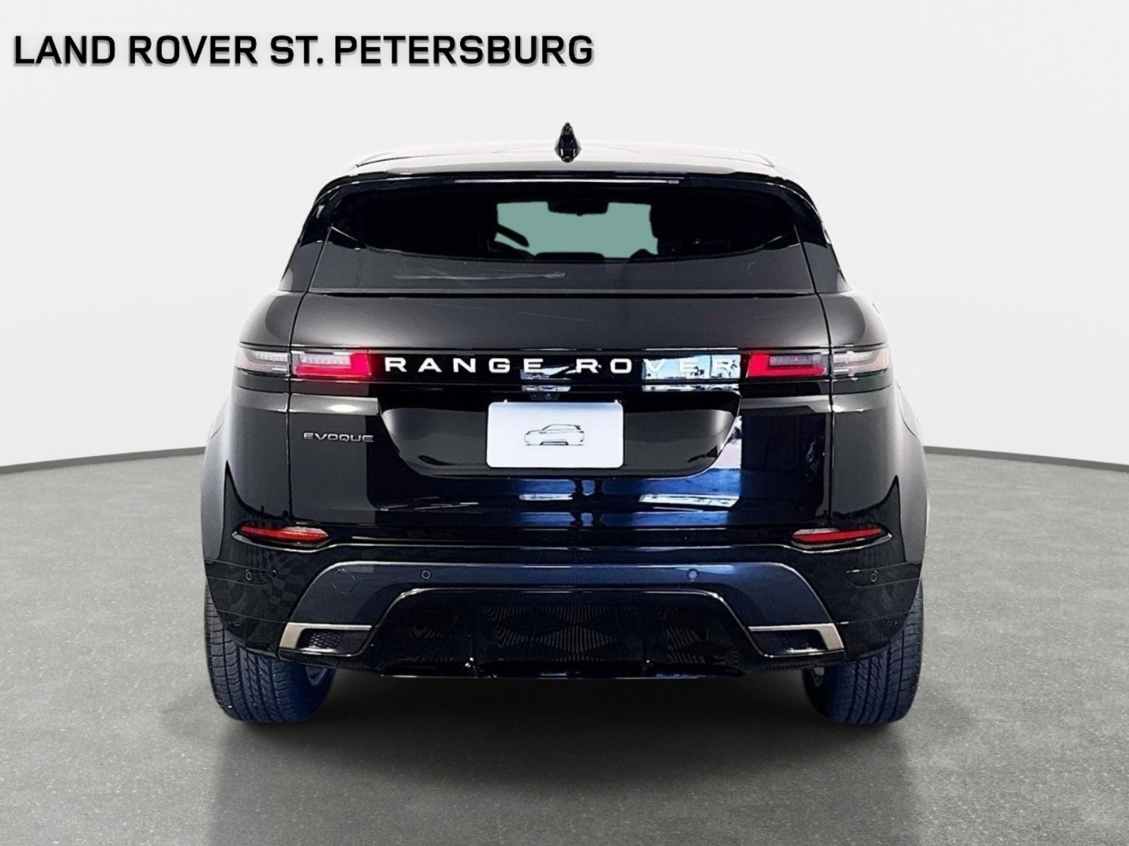Used 2026 Santorini Black Land Rover Hoxton Edition image 6