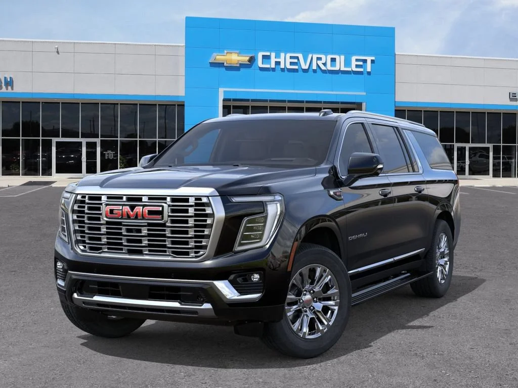 2026 GMC Yukon XL Denali - Photo 6