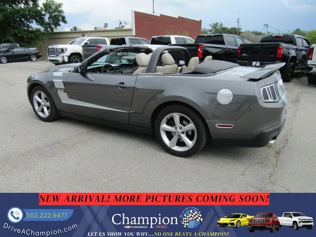 Used 2011 Gray Ford GT image 10