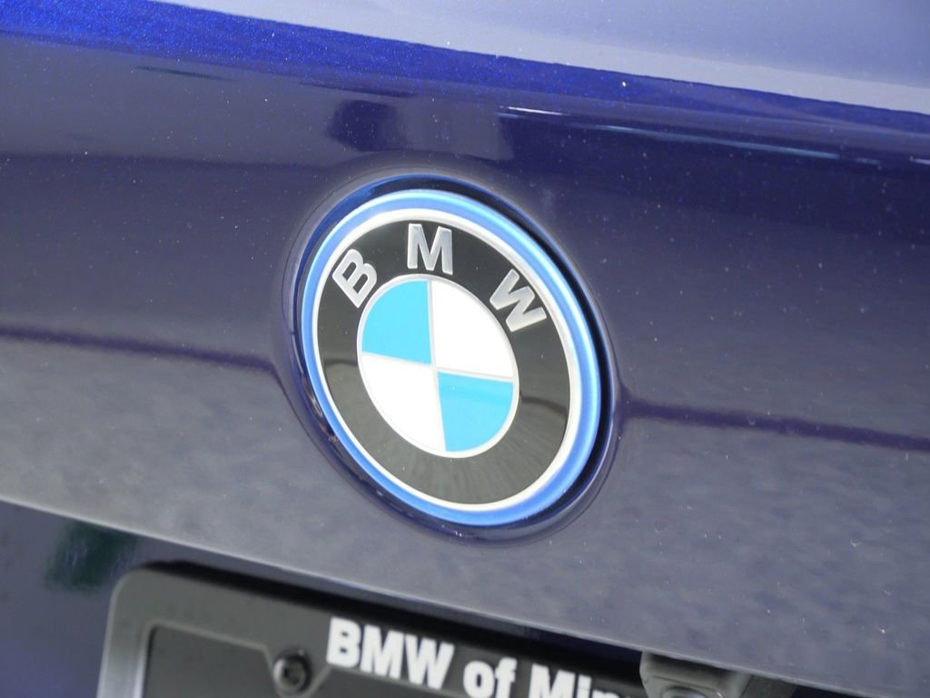 New 2026 Tanzanite Blue II Metallic BMW xDrive50e image 11