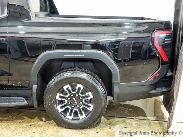 New 2026 Onyx Black GMC Elevation Extended Range image 8