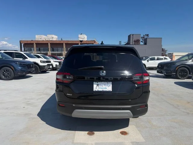 Used 2023 Black Honda EX-L image 6