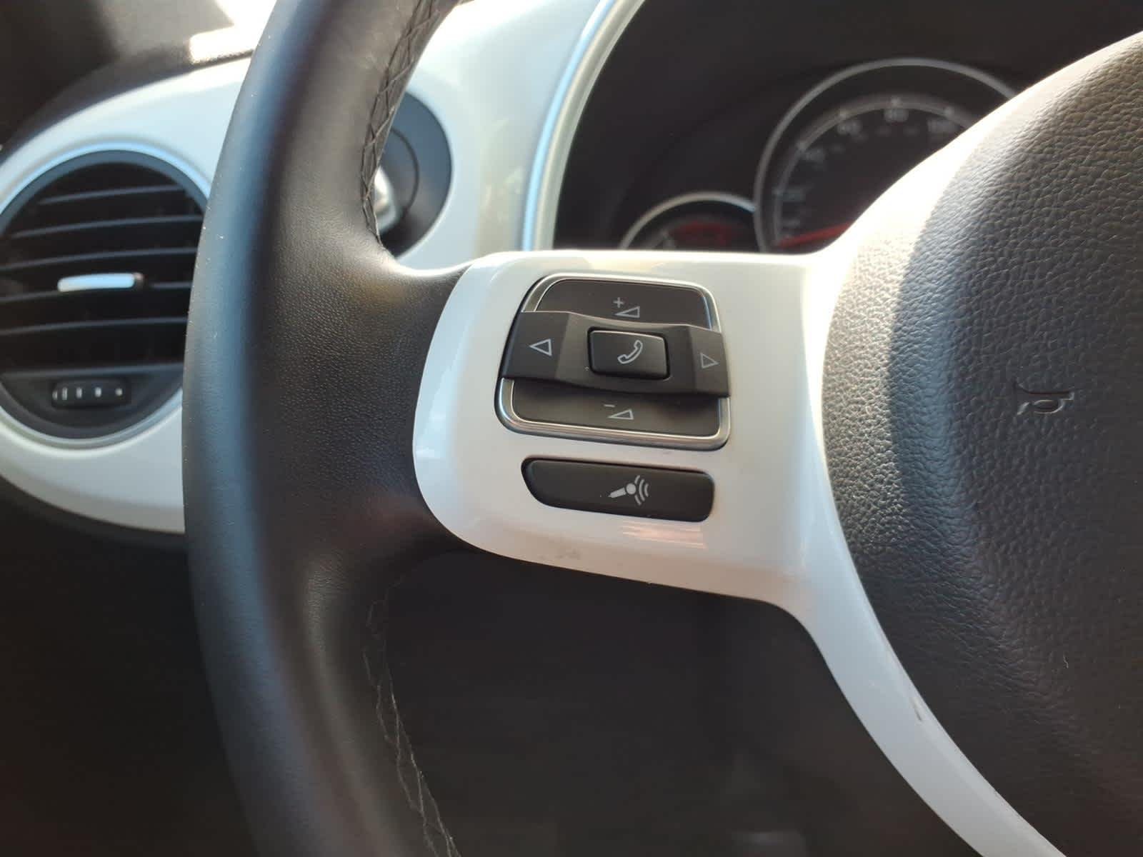 Used 2018 Pure White/Black Roof Volkswagen S image 18