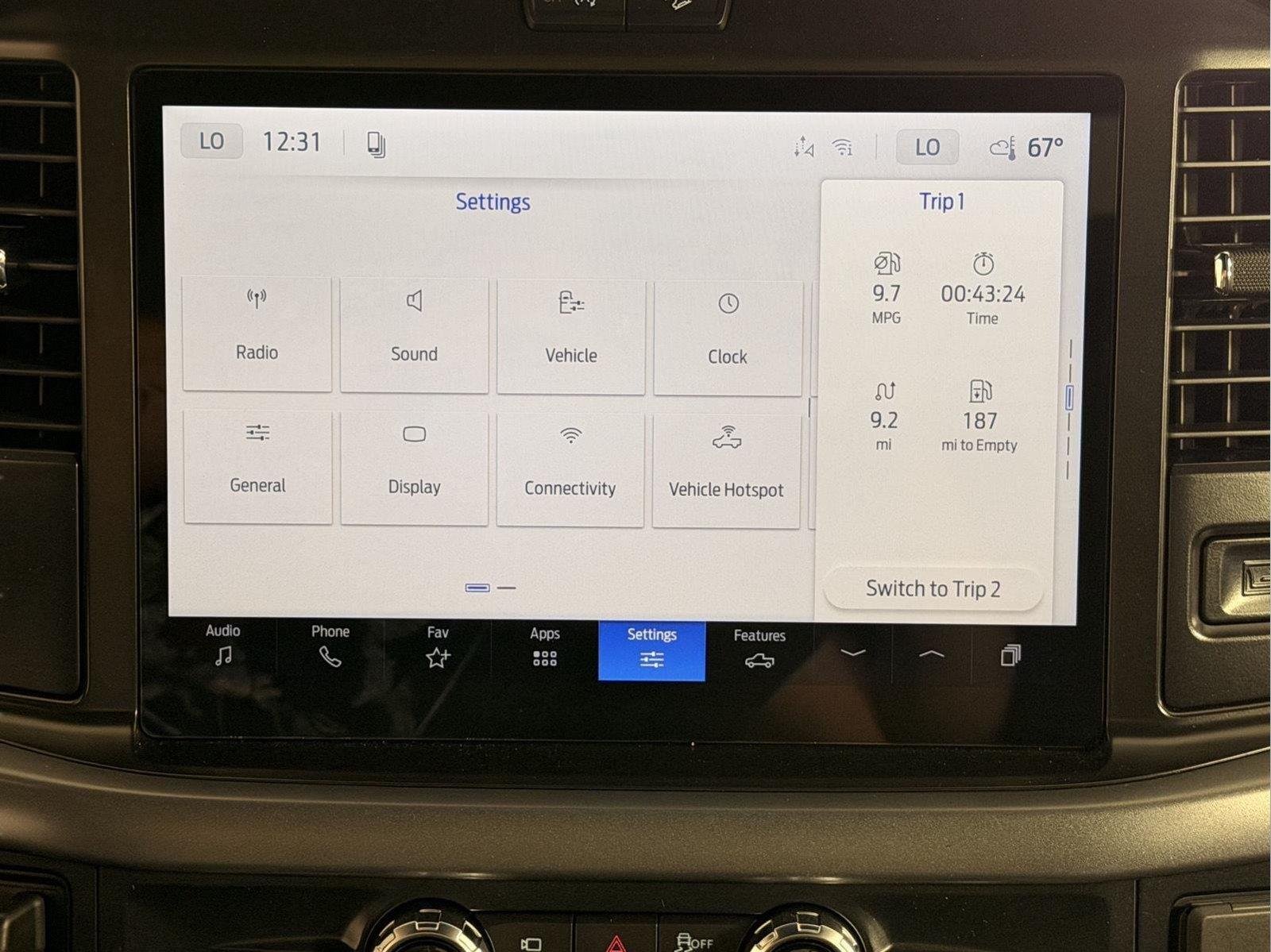 New 2026 Oxford White Ford XLT image 41
