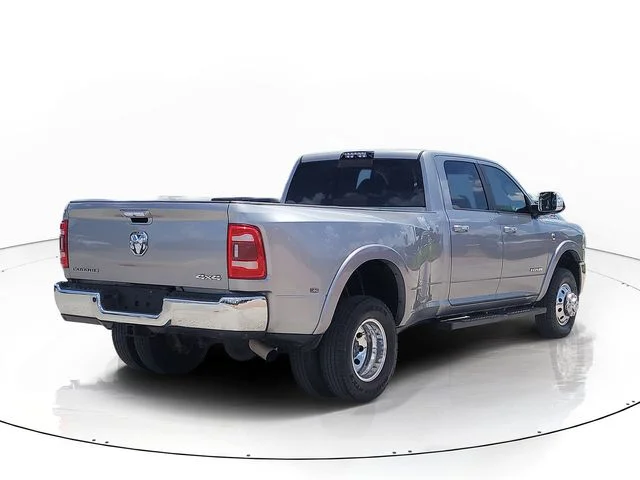 Used 2019 Silver Ram Laramie image 5