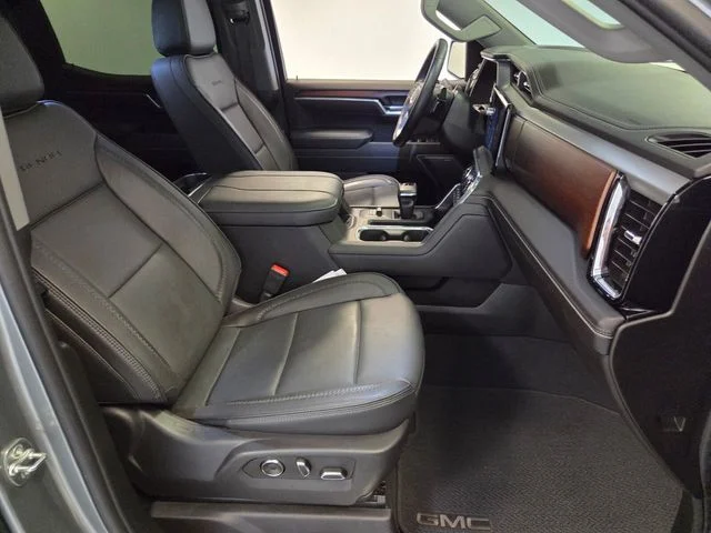 Used 2025 Silver GMC Denali image 16