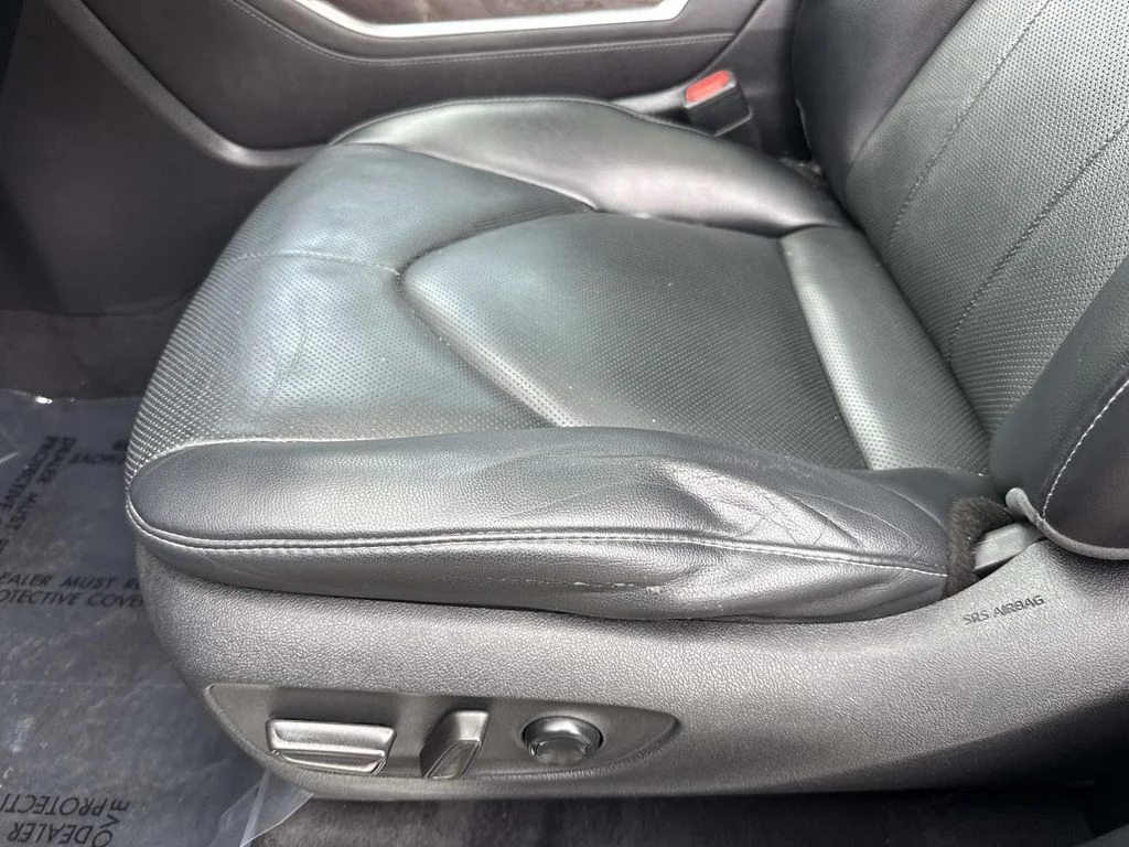 Used 2022  Toyota Limited image 28