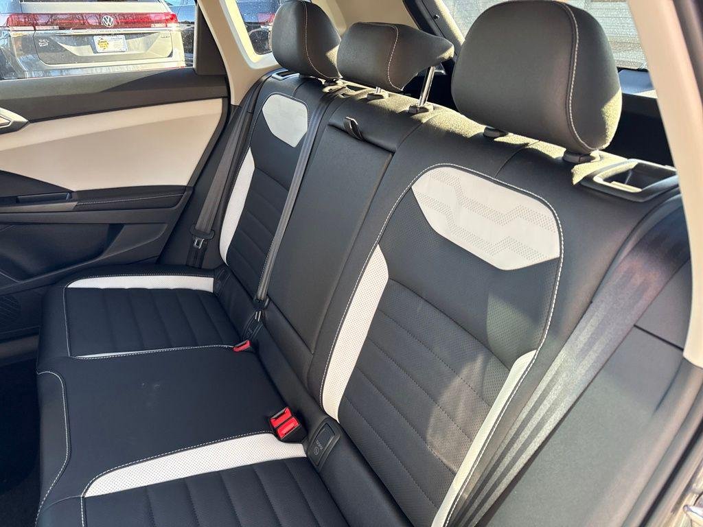 2026 Volkswagen Taos SEL - Photo 22