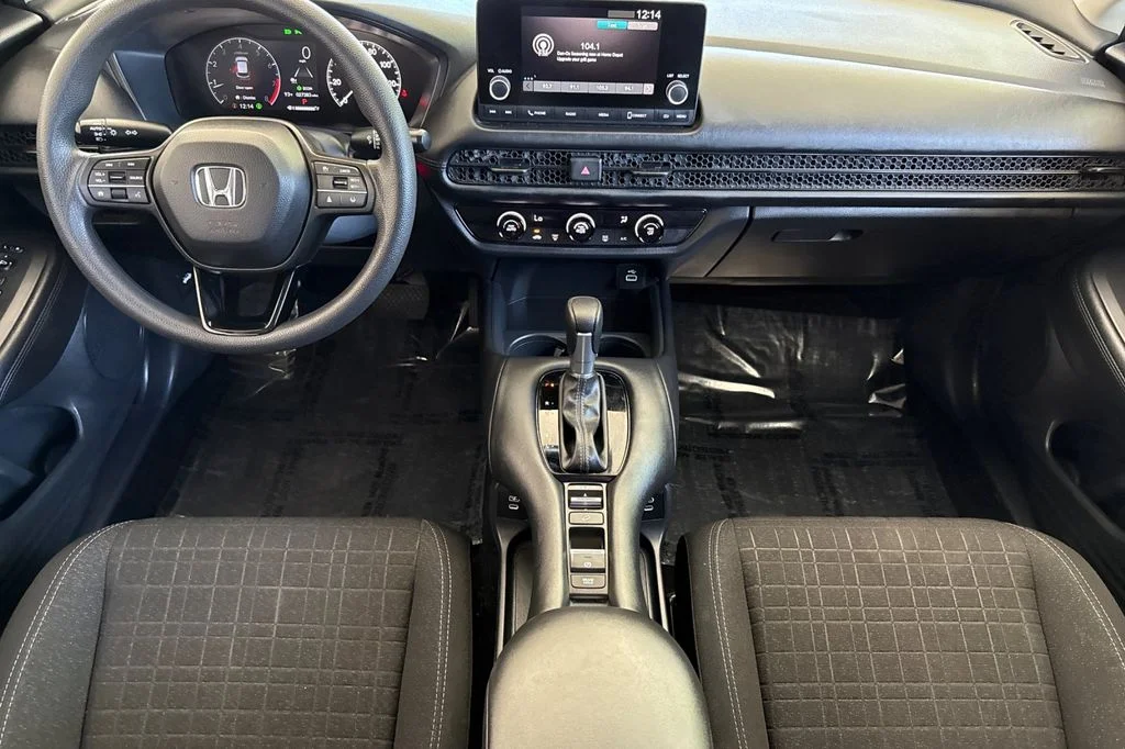 Used 2025  Honda LX image 17