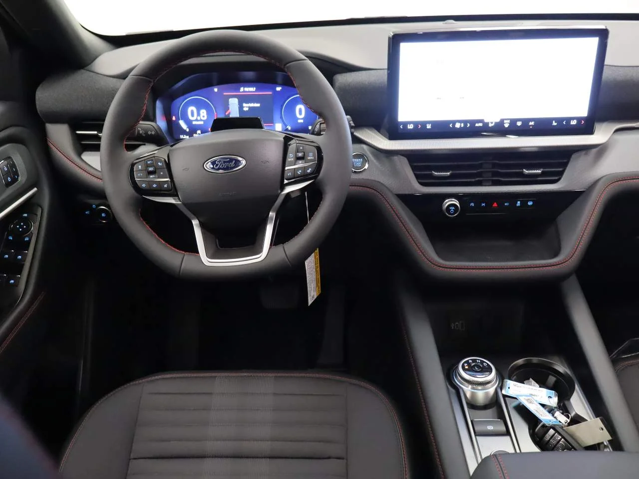 New 2026 Star White Metallic Tri-Coat Ford ST-Line image 14