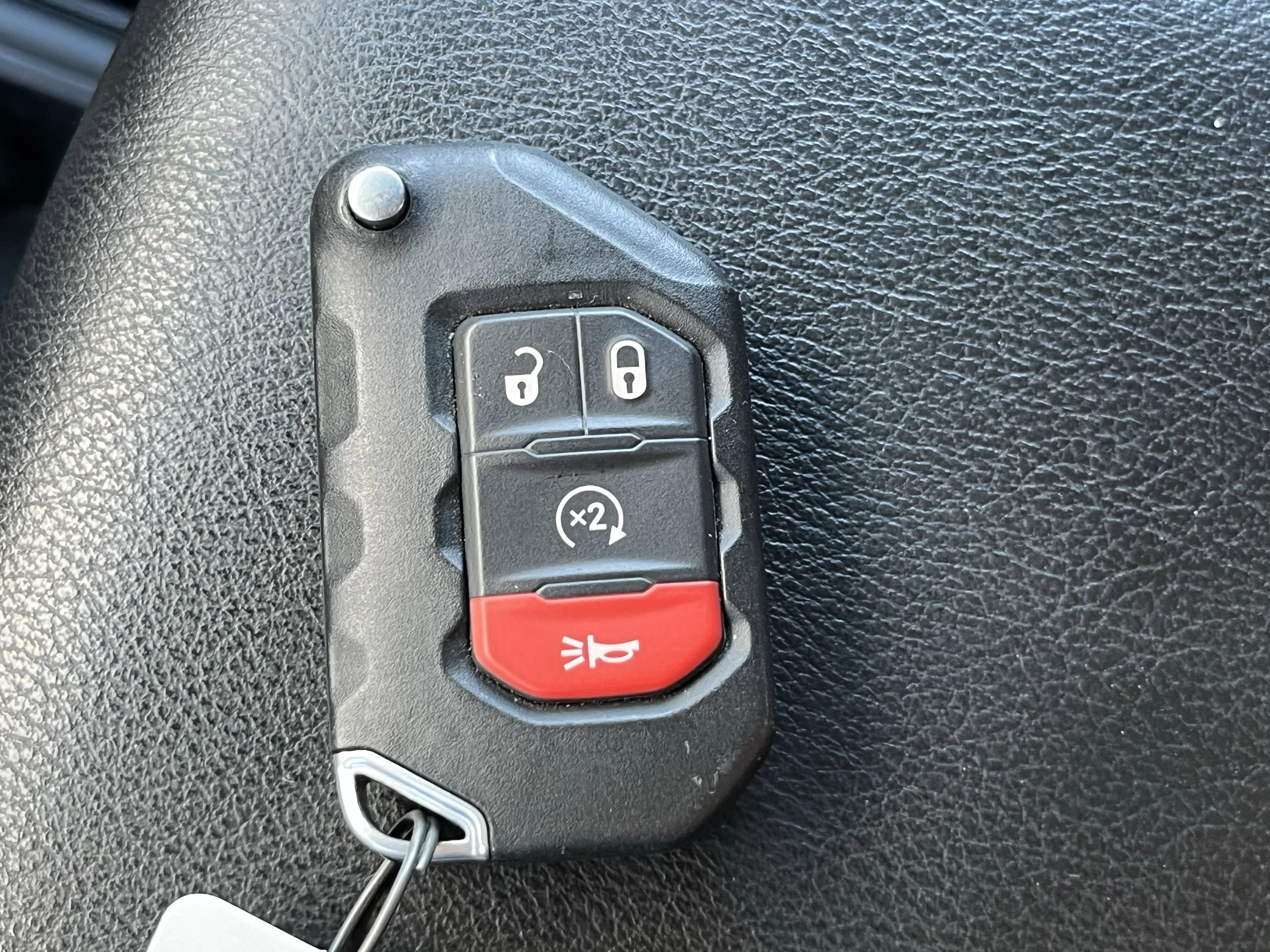 Used 2020 Billet Silver Metallic Jeep Sport image 33