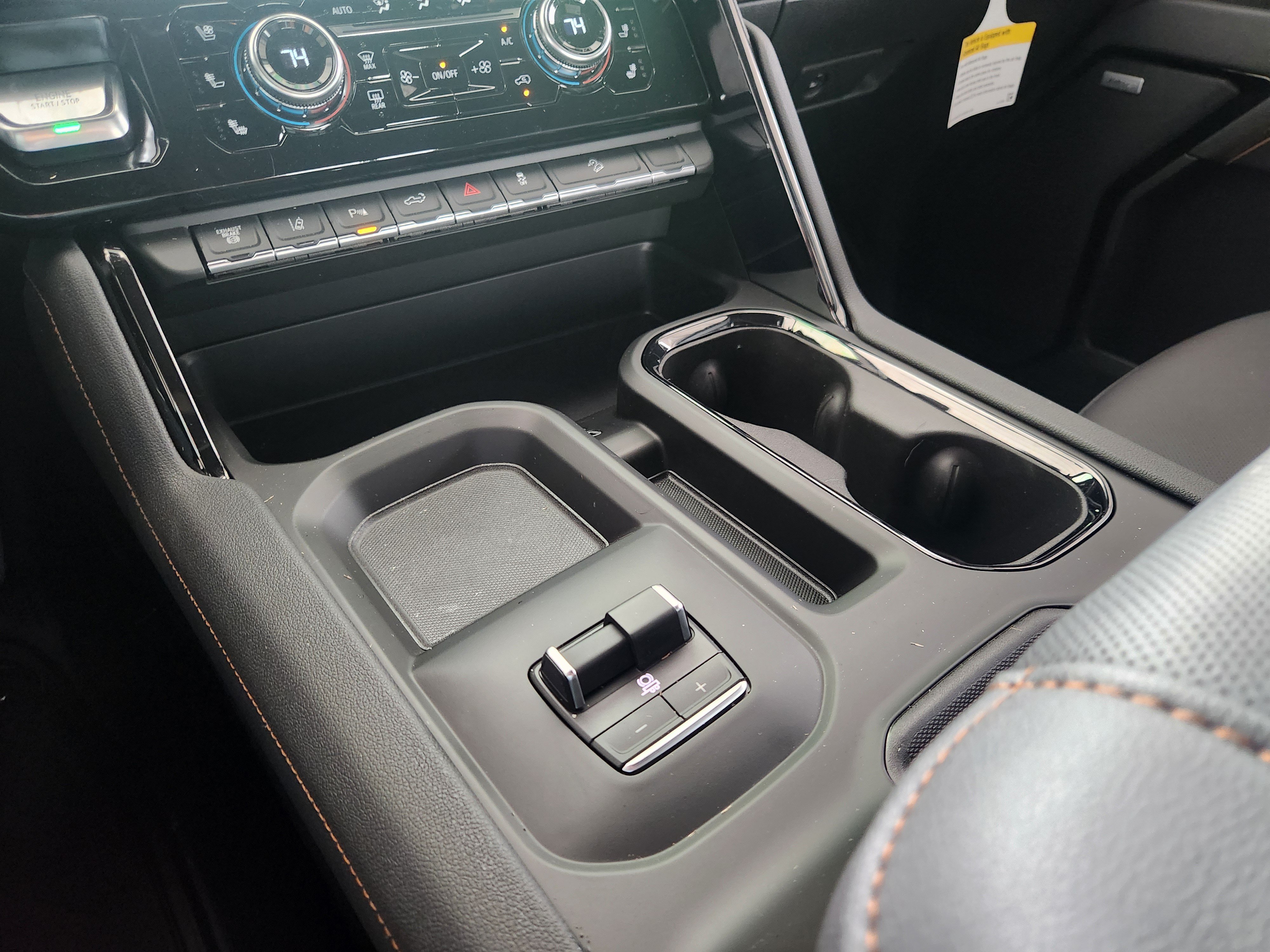2026 GMC Sierra 2500HD AT4 - Photo 13