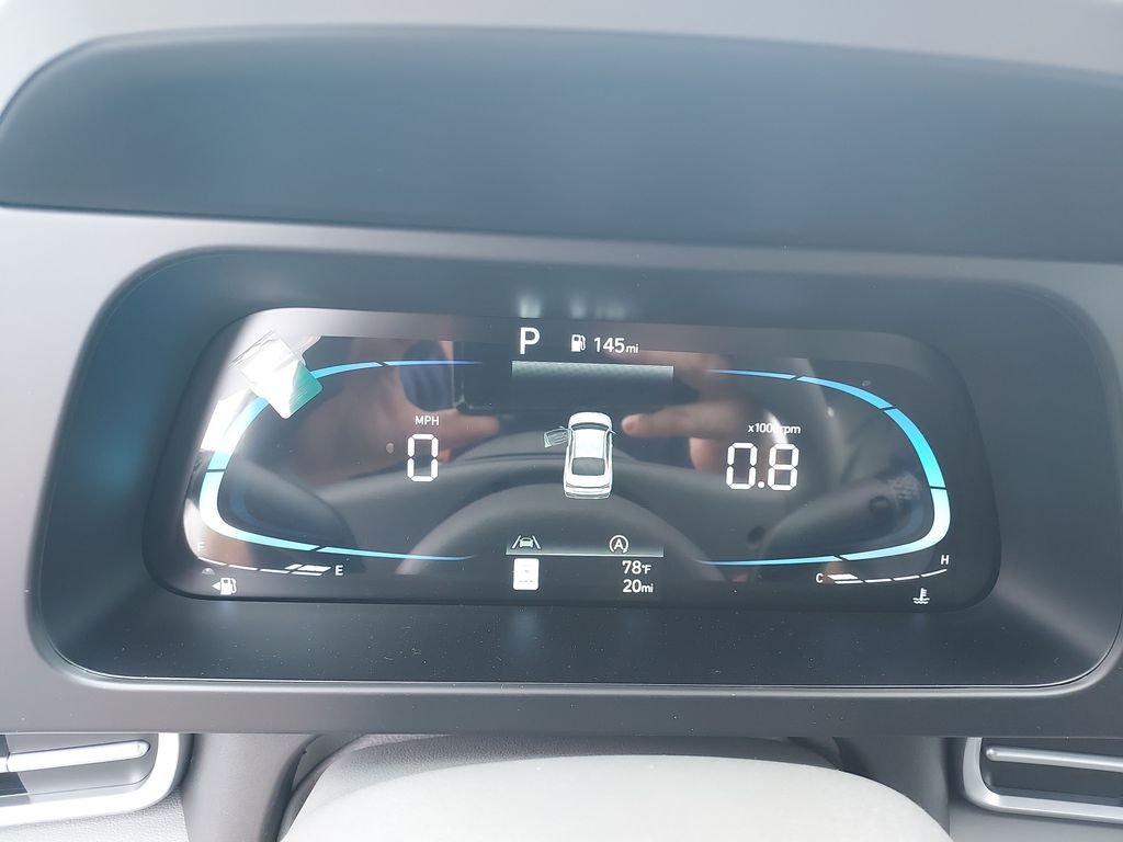 New 2026 White Hyundai SE image 15