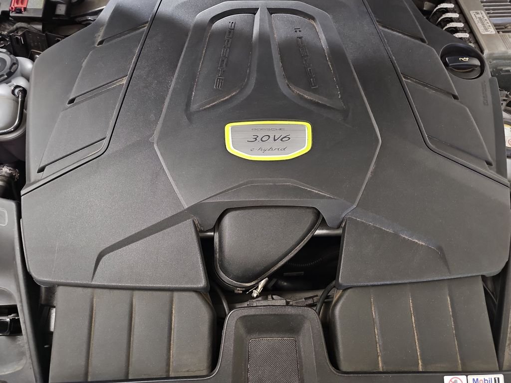 Used 2020 Gray Porsche Base image 32