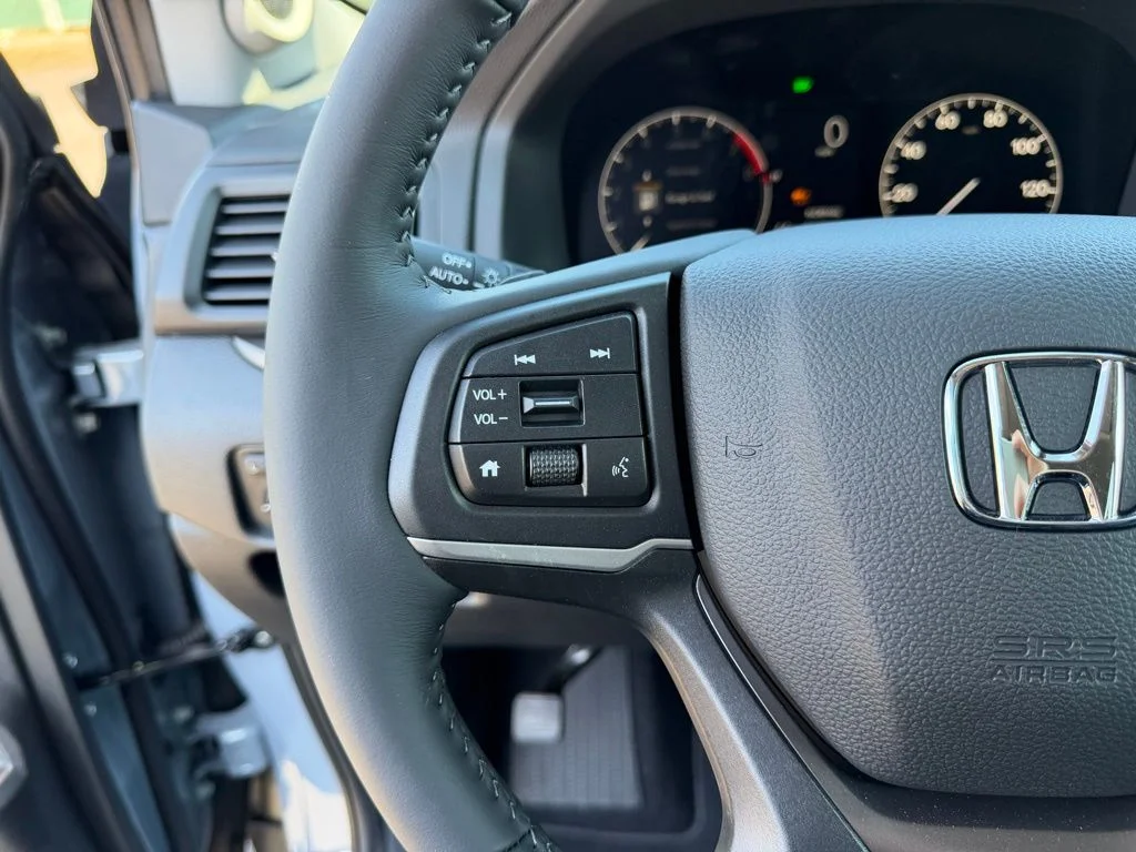 New 2026 Sonic Gray Pearl Honda RTL image 19