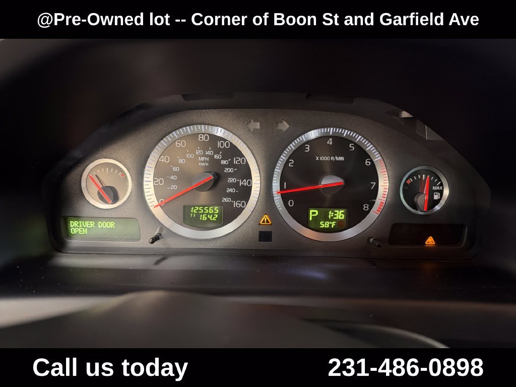 Used 2007  Volvo 2.5T image 20