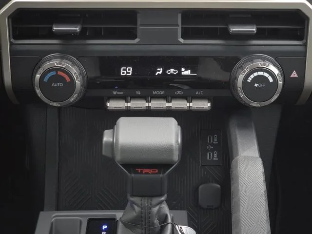 2026 Toyota Tacoma TRD Off Road - Photo 13