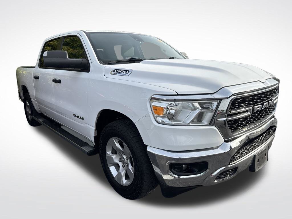 Used 2023 White Ram Big Horn/Lone Star image 2