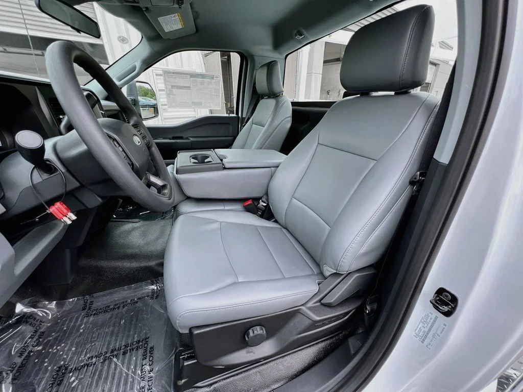 New 2026 Oxford White Ford XL image 21
