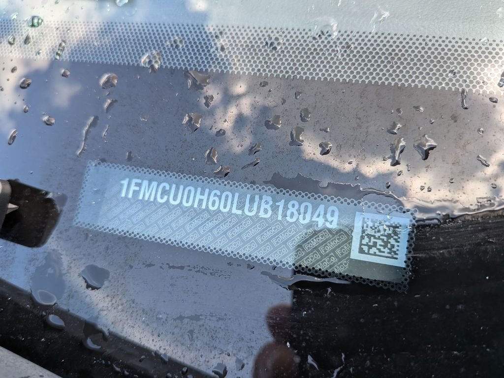 Used 2020 Black Ford SEL image 7