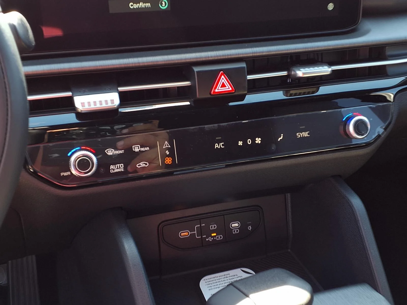 New 2027 Glacial White Pearl / Black Ro Kia X-Line image 6