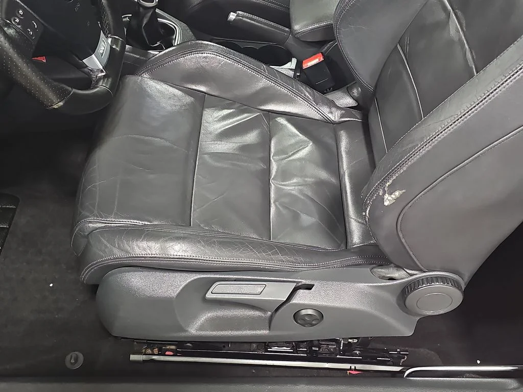 Used 2006 Red Volkswagen Base image 29