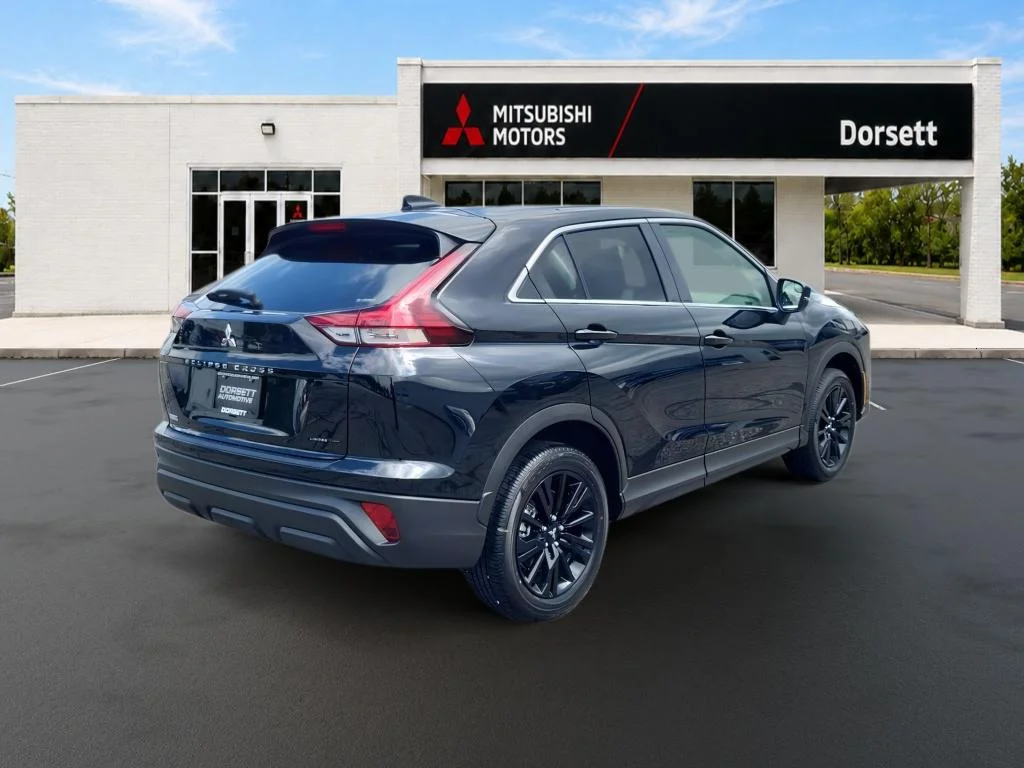 New 2026 Labrador Black Pearl Mitsubishi LE image 6
