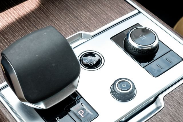 Used 2023 Black Land Rover SE image 30