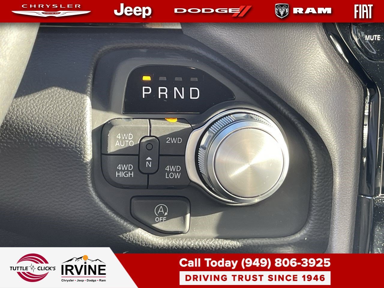 New 2026 Molten Red Pearl-Coat Exterior Paint RAM Laramie image 19