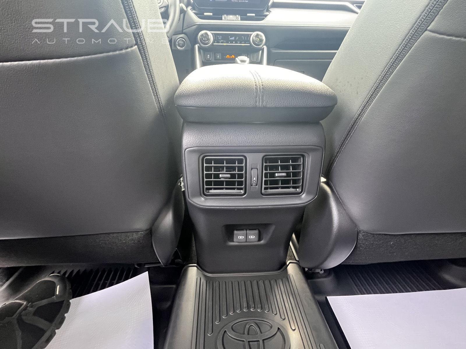 Used 2017 Blizzard Pearl Toyota Limited image 32