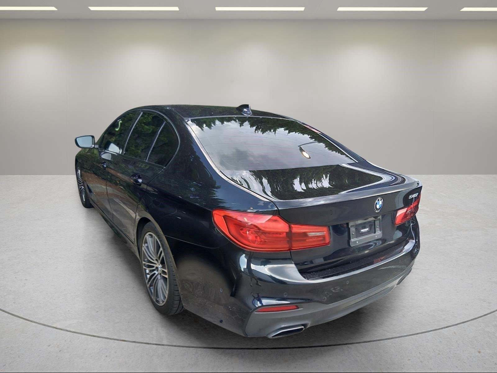 Used 2019 Carbon Black Metallic BMW 540i image 6