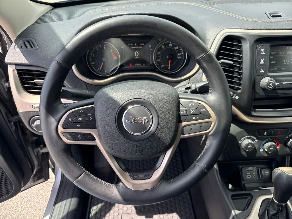 Certified Used 2017 Silver Jeep Sport image 14