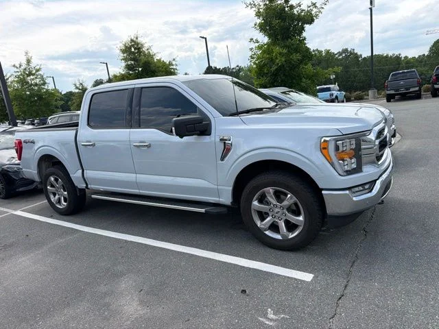 Used 2022 White Ford XLT image 1