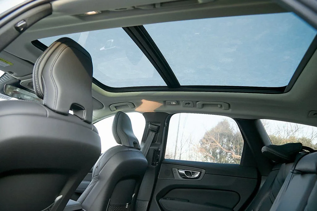 New 2026 Vapour Grey Volvo Ultra image 23