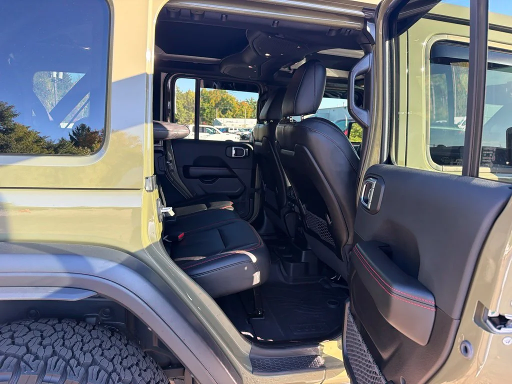 Used 2026 Green Jeep Moab 392 image 15
