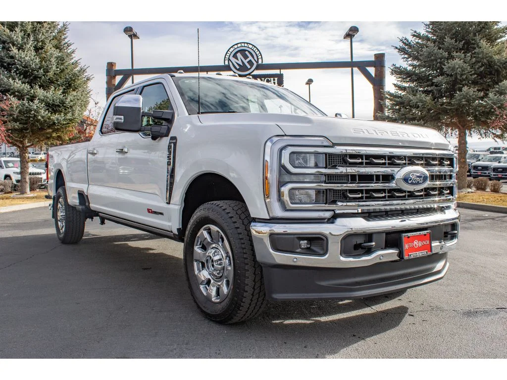 New 2026 Star White Metallic Tri-Coat Ford King Ranch image 2