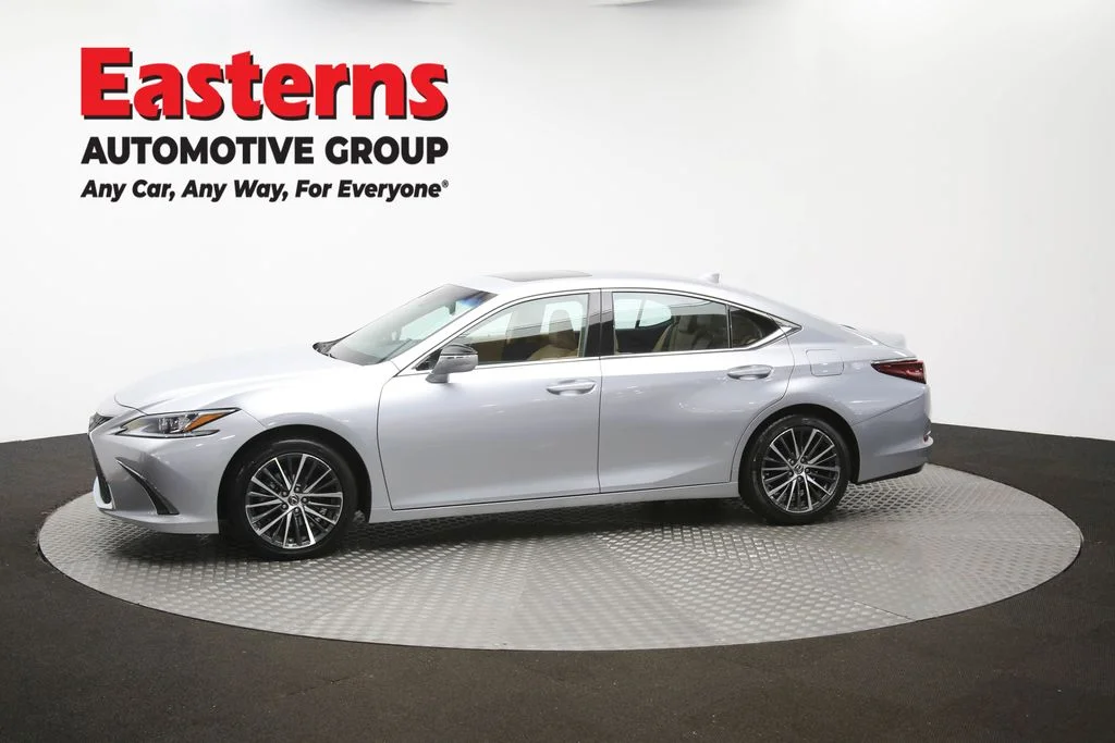 Used 2022 Silver Lexus 350 image 54