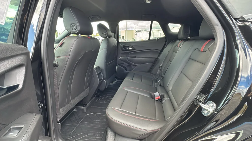 New 2026 Mosaic Black Metallic Chevrolet 2RS image 9