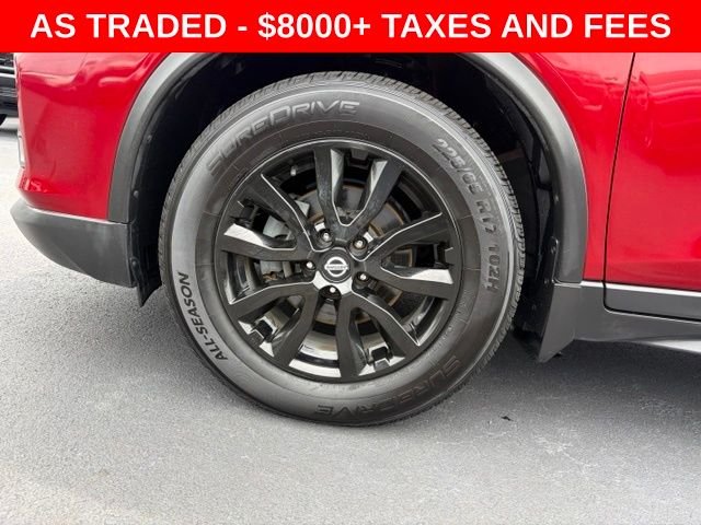 Used 2018 Red Nissan SV image 9