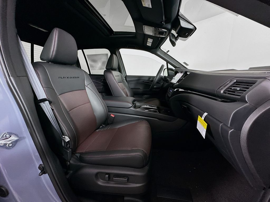 New 2026 Sonic Gray Pearl Honda Black Edition image 29