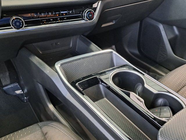 Used 2025 Mosaic Black Metallic Chevrolet LT image 17