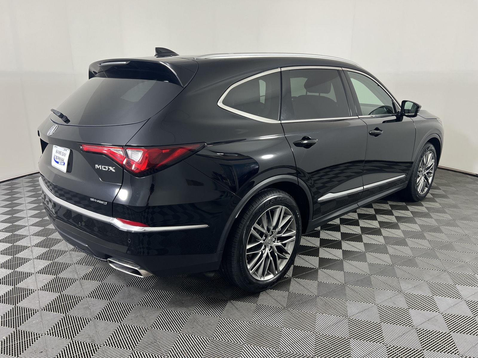 Used 2024 Majestic Black Pearl Acura SH-AWD w/Advance image 31