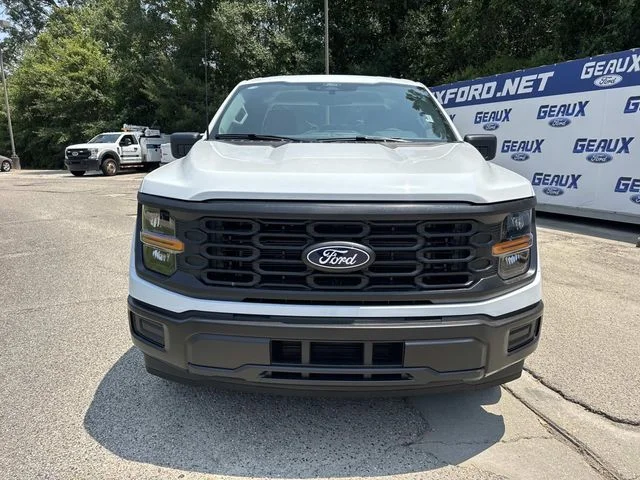 New 2026 Oxford White Ford XL image 5