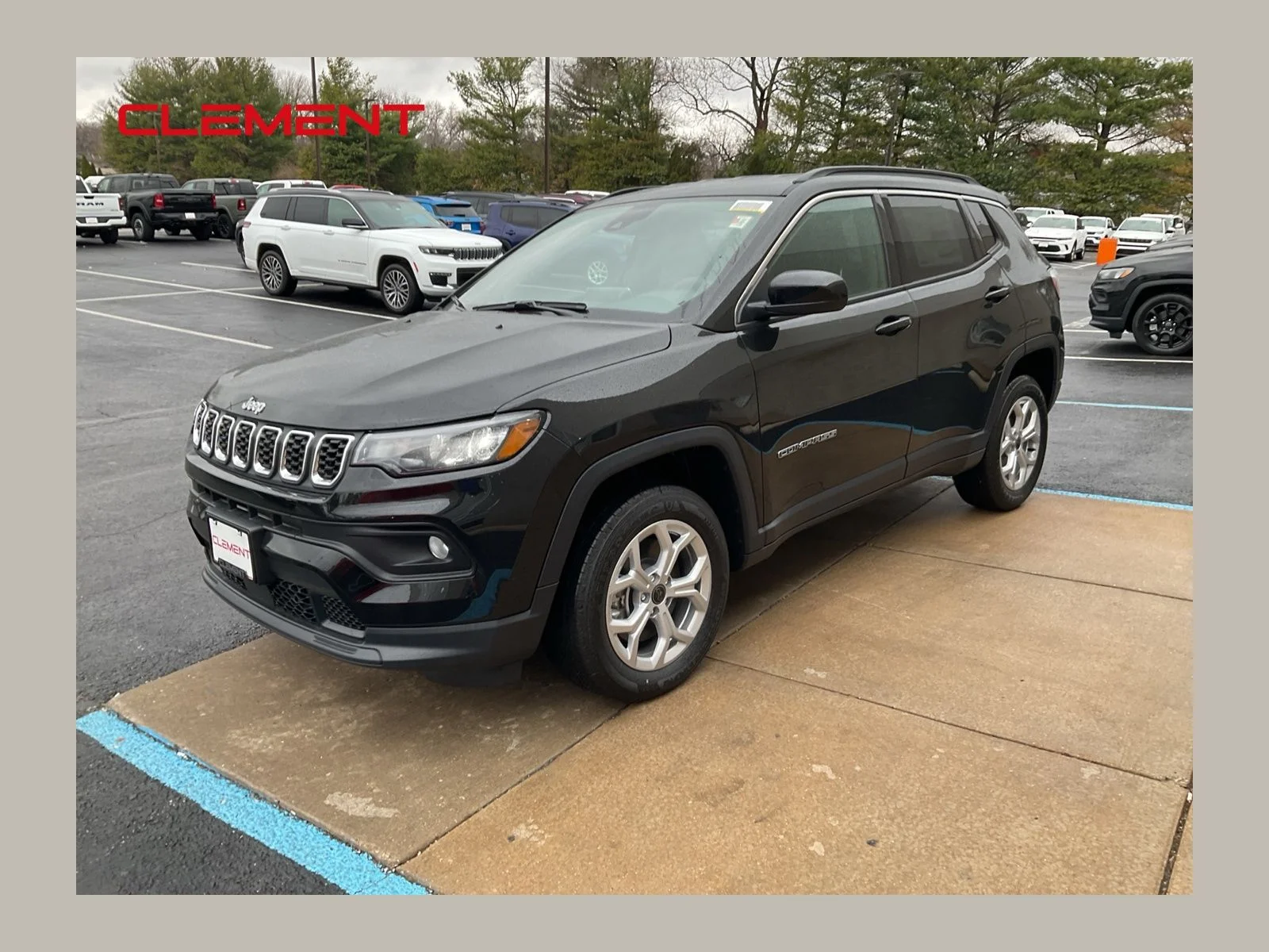 2026 Jeep Compass Latitude 4X4's photo