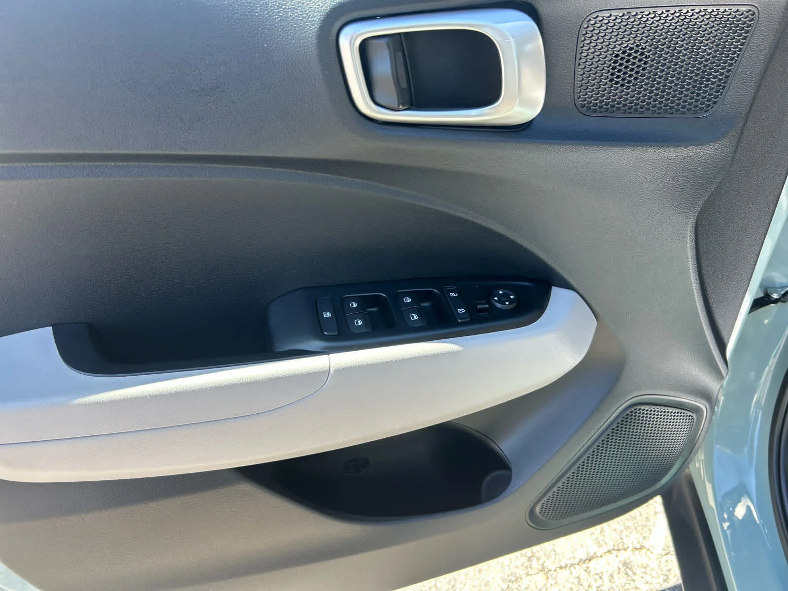 Used 2025 Mirage Green Hyundai SEL image 11