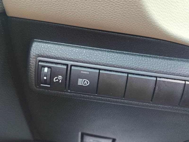 Used 2025  Toyota LE image 11