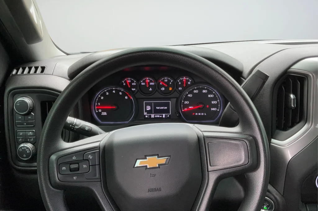 Used 2025 Black Chevrolet Custom image 14