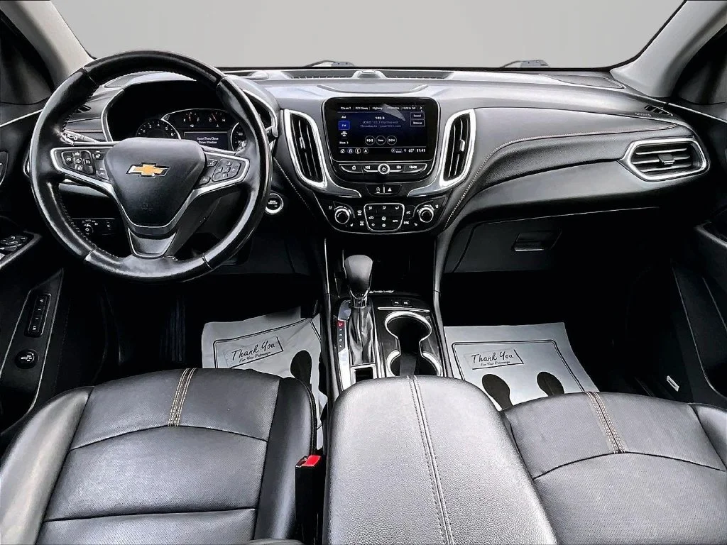 Used 2022 Silver Chevrolet Premier image 17