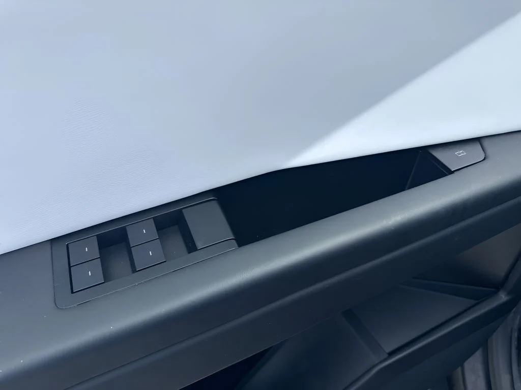 Used 2024  Tesla Cyberbeast image 28