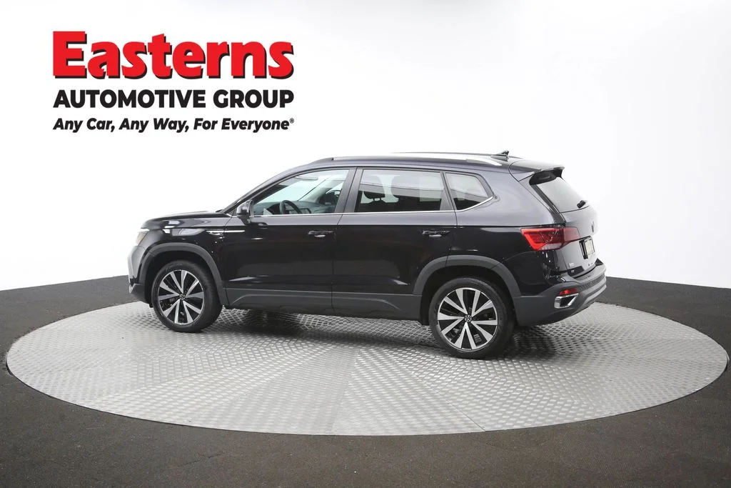 Used 2024 Black Volkswagen 1.5T SE image 59